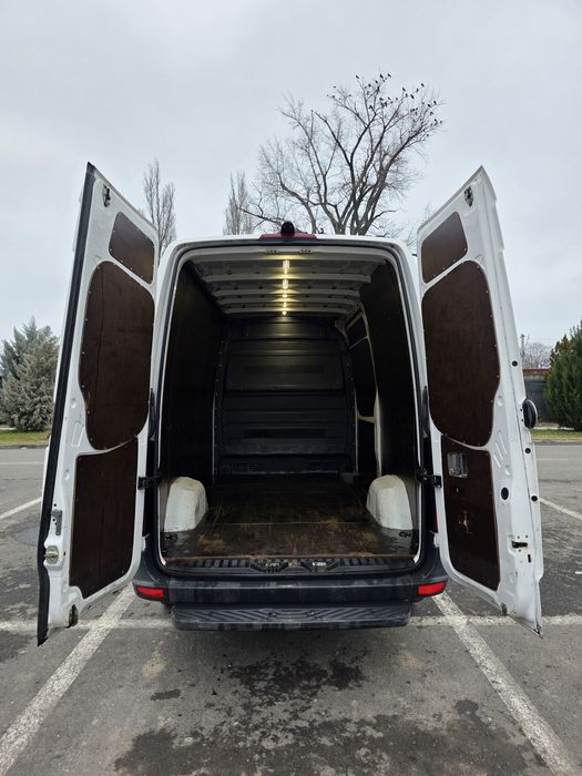 Volkswagen Crafter 2.0TDI