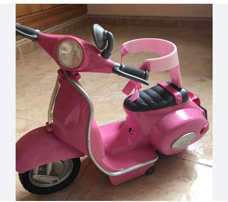 Mini scuter jucărie cu baterii