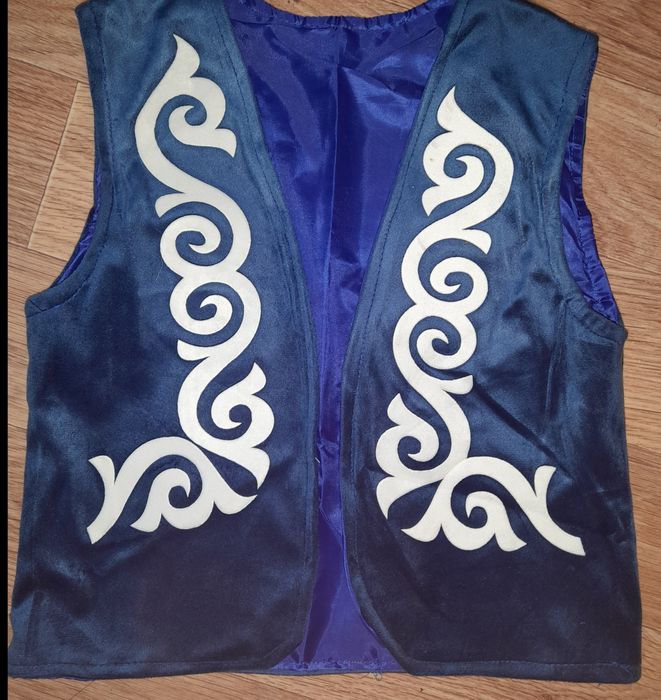 Национальный жилет