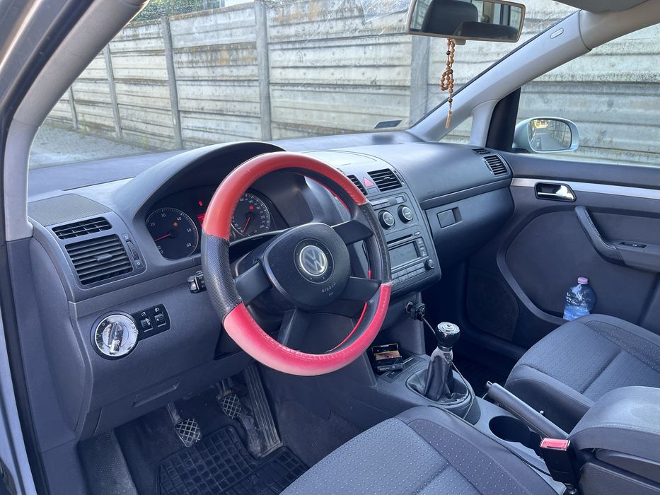 Ofertă !Volkswagen Touran 1.9 TDI !