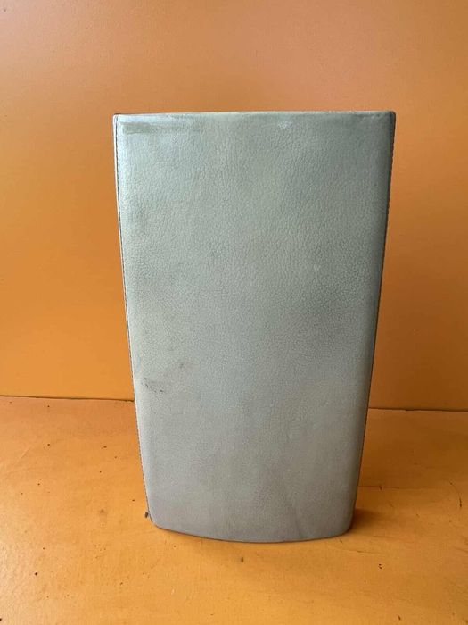 Оригинален бежов подлакътник Mercedes W221 S class