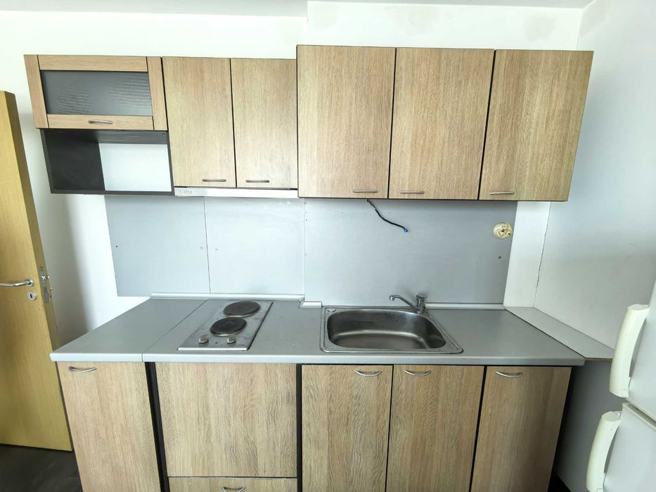 Кухня с котлон и мивка 100 евро