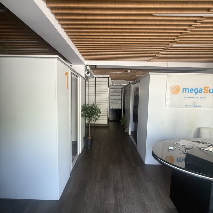 Clădire business de vânzare – 198 mp utili | P+2 | Panouri solare | Spațiu comercial + locuire