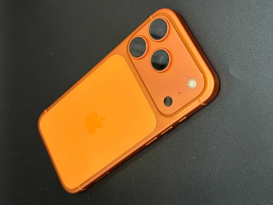 HOPE AMANET P8 Iphone 17 Pro 256 Gb 96% Baterie 284 cicluri