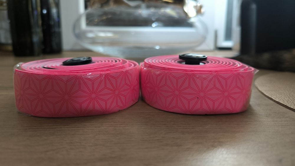 Обмотка на руль велосипеда