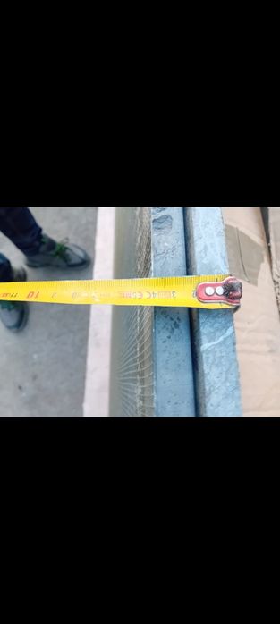 Marmură albă și neagră