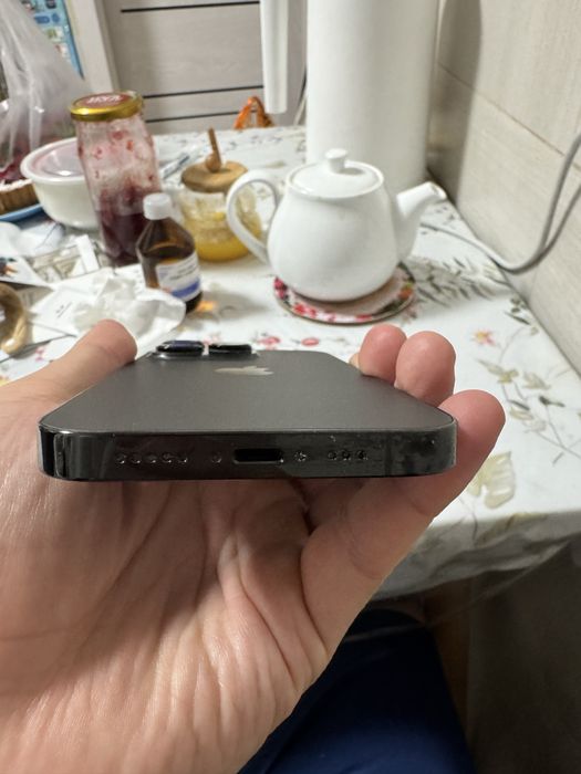 Продаю Apple Iphone 14 pro