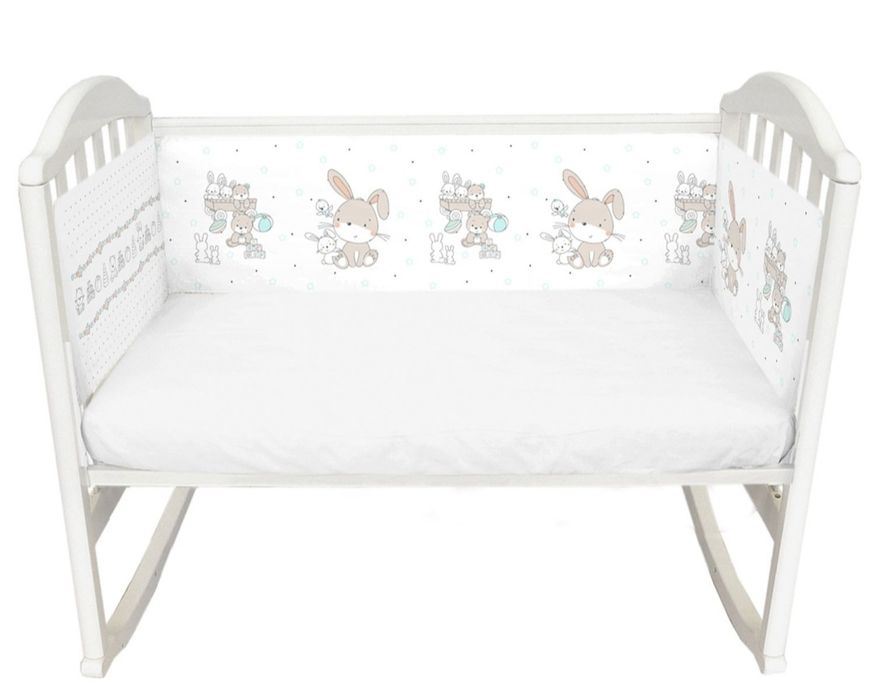 Продаю коляску,комбинезон,бортики,Обувь.