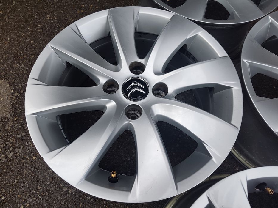 16" оригинални алуминиеви джанти за Citroen C 3/Peugeot.