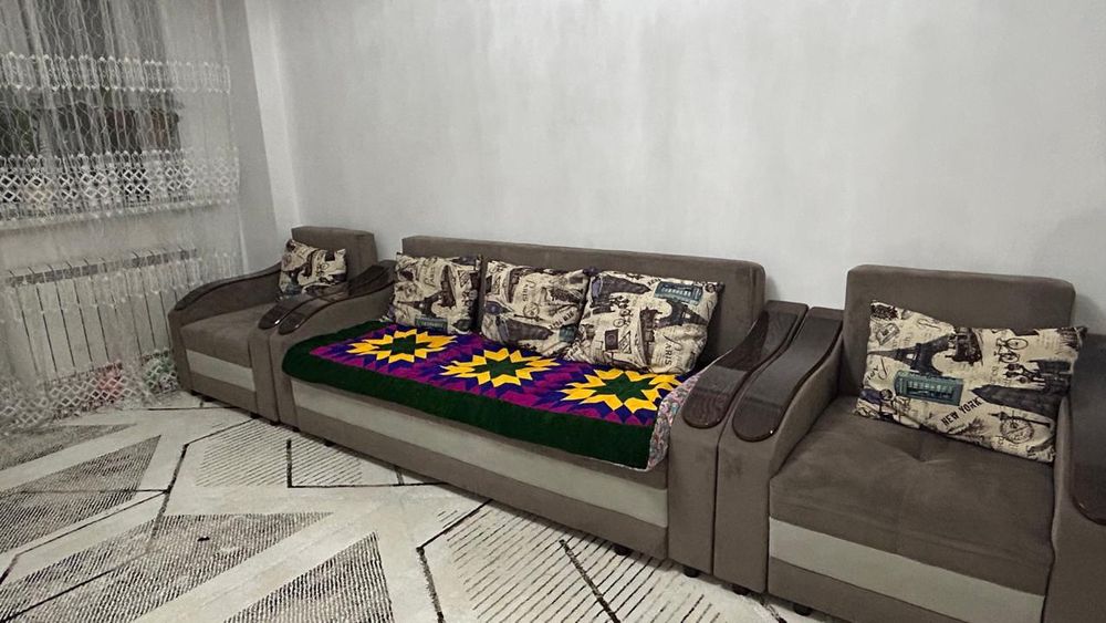 Диван с креслами