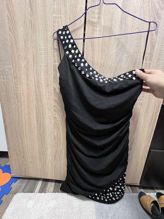 Rochita neagra simpla