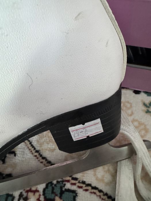 Продам коньки для фигурнорного катания 29 размер