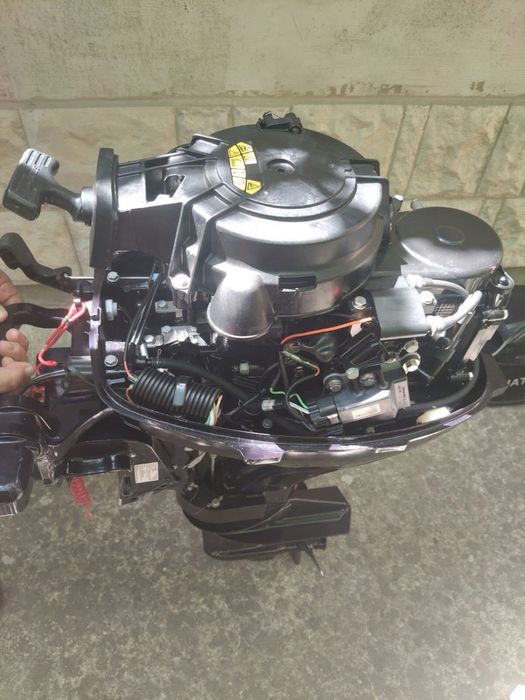 Надуваема Лодка с мотор и тента