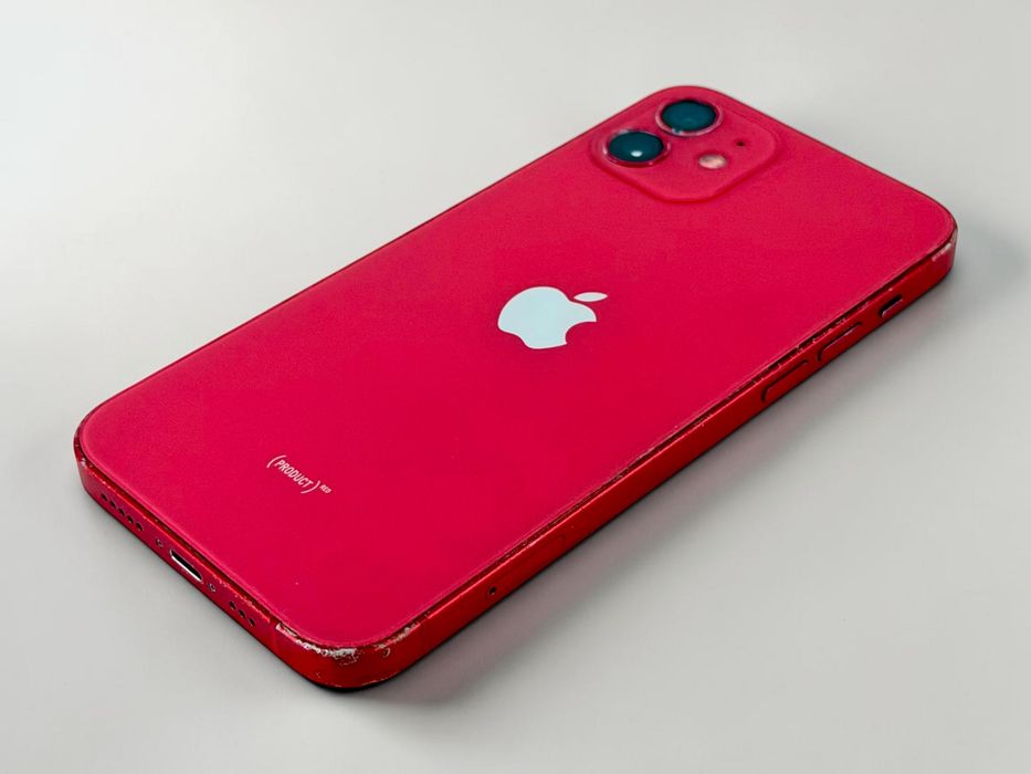 Apple iPhone 12 64GB Red Отличен