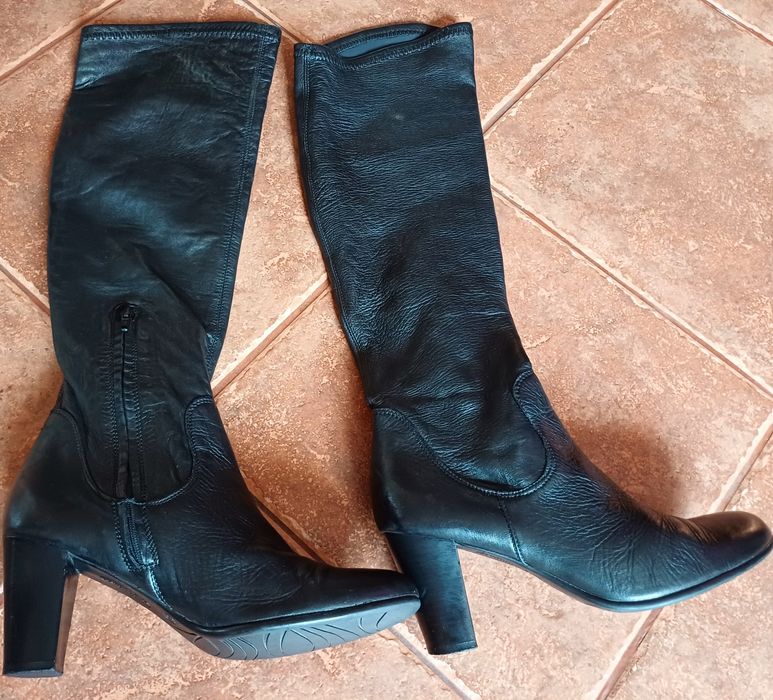 Vând Cizmulițe lungă Piele Naturală