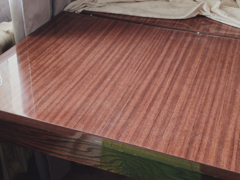 Стол письменный продам