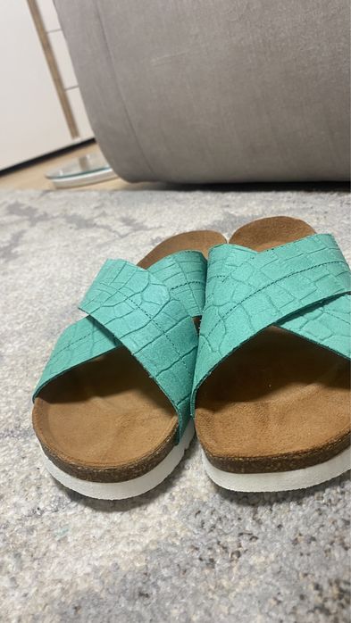 Нови чехли Vero moda