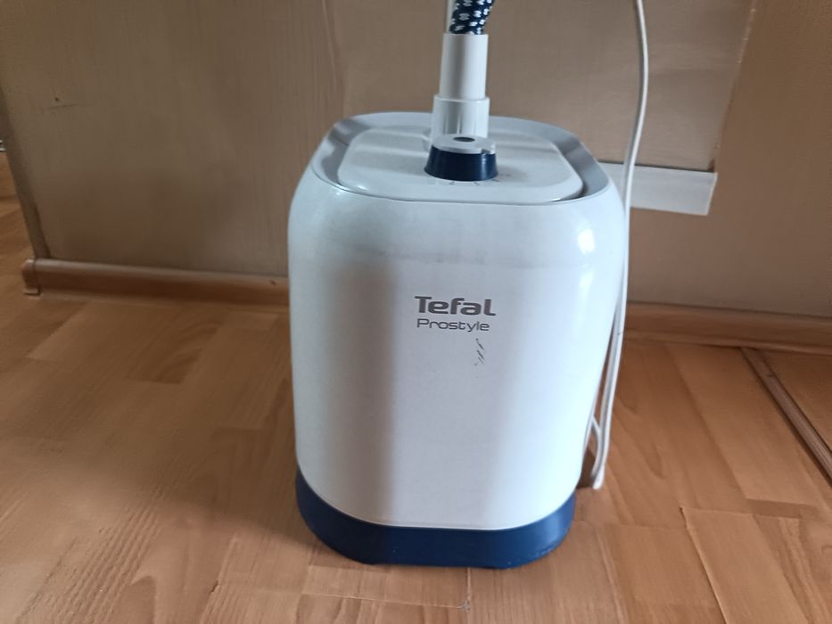 Вертикальный отпариватель от Tefal