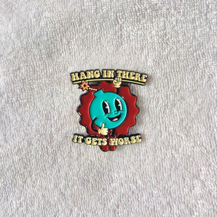 Цветни и забавни емайлирани значки(пинчета) за всеки стил