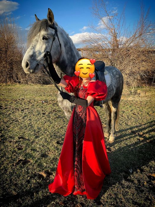 Эксклюзивные вечерние платья, вечерние наряды