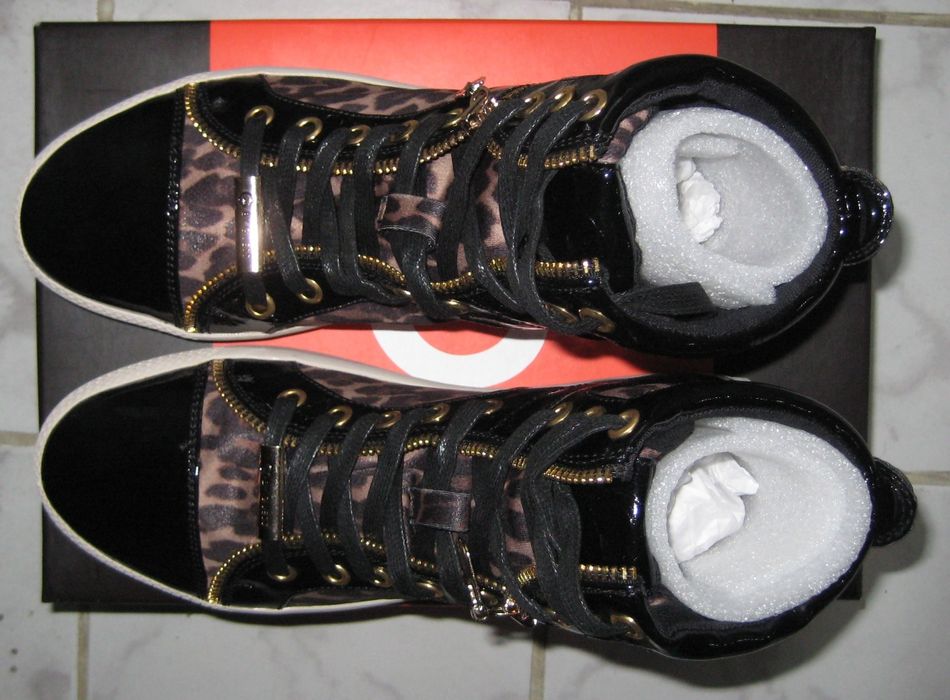 Guess уникални оригинални кецове