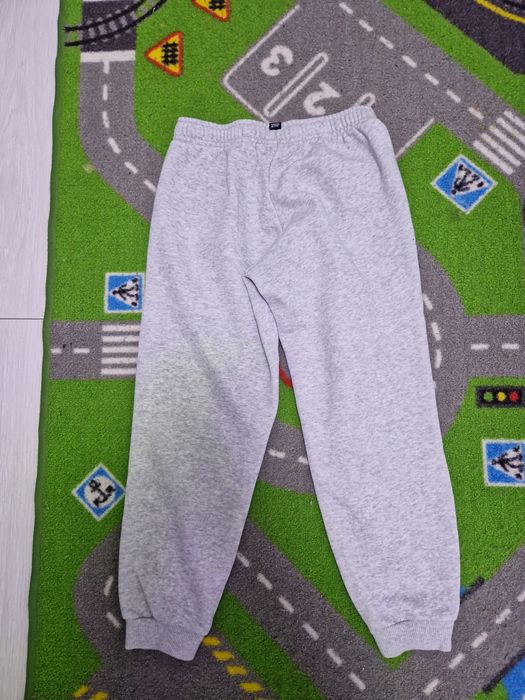 Vand pantaloni trening Puma