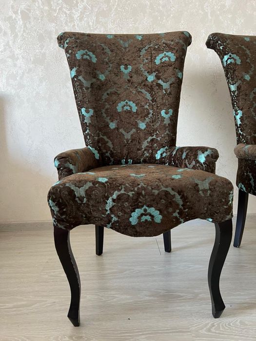 Стулья деревянные