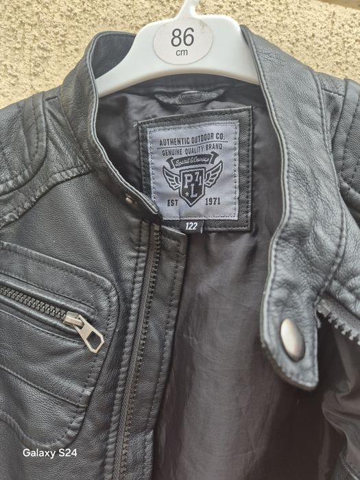 Geaca copii , marime 122-128