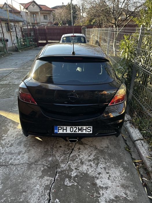 Opel Astra H OPC 2.0T 241cp