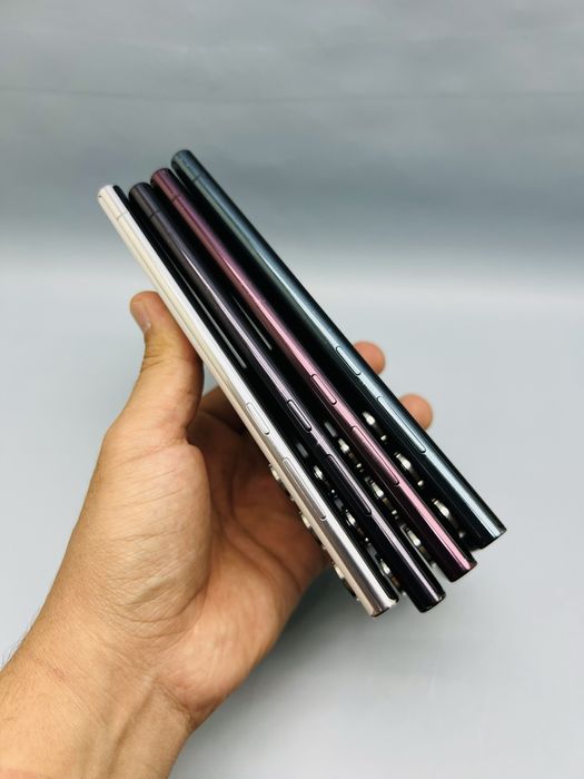 Samsung galaxy S22 Ultra 12/256Gb  original kuk