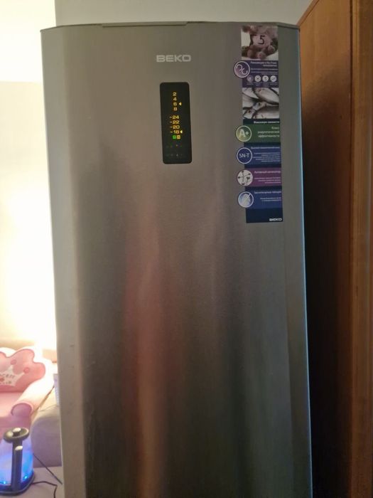 Продам холодильник Beko