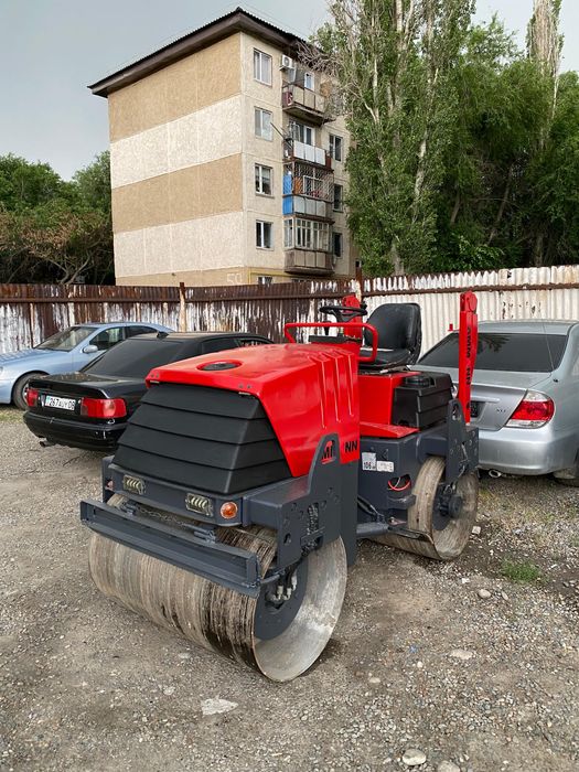 Укладка асфальтобетоных работ