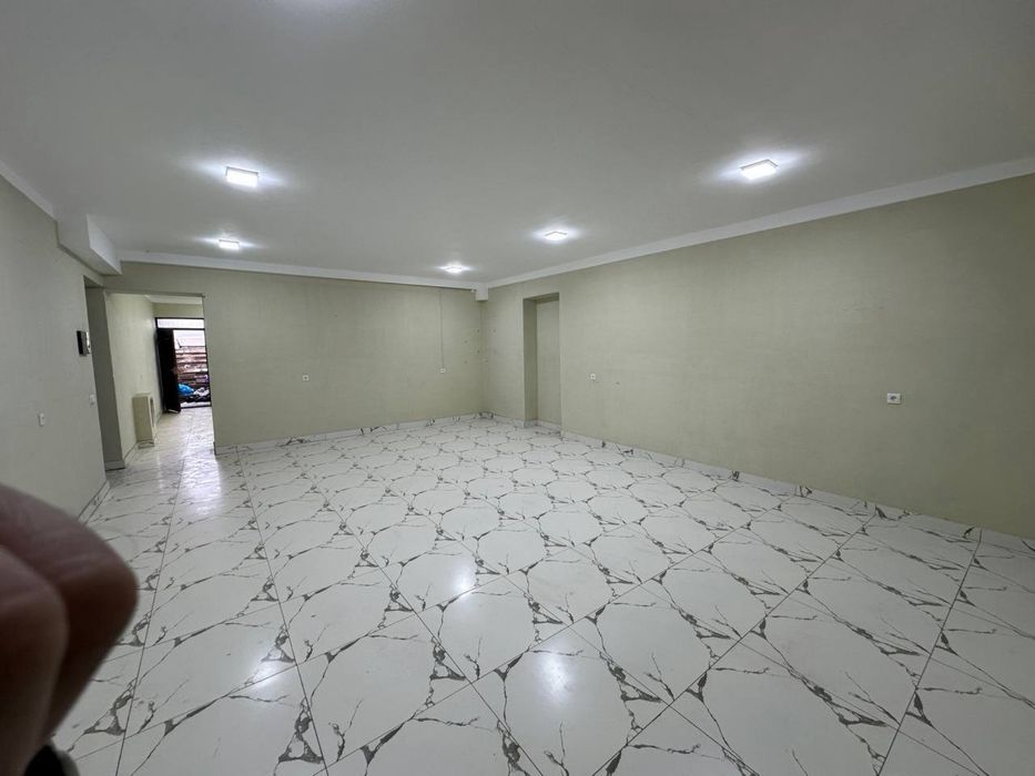 Сдаётся помещение под офис или другое. На против ГУВД