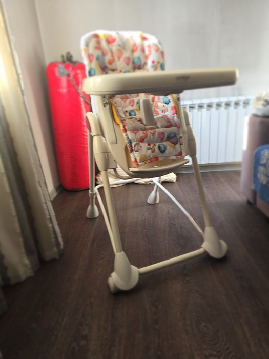 Детский столик для кормления