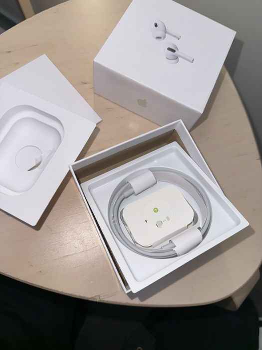 Apple AirPods Pro 2