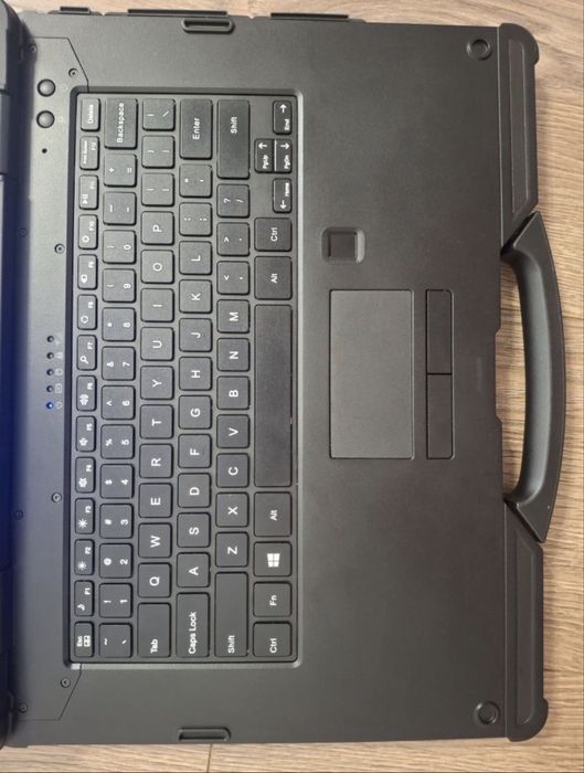 продам защищенный ноут бук Rugged notebook T14