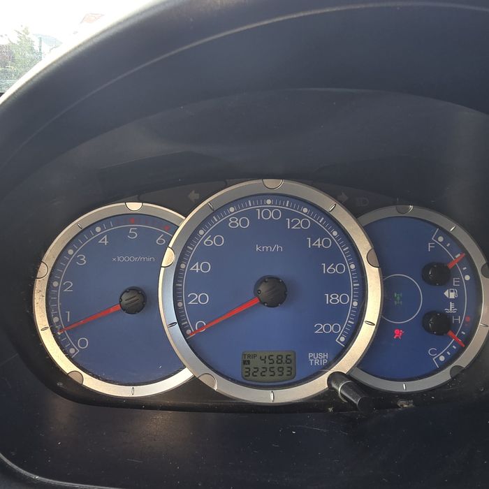 Vând Mitsubishi L200