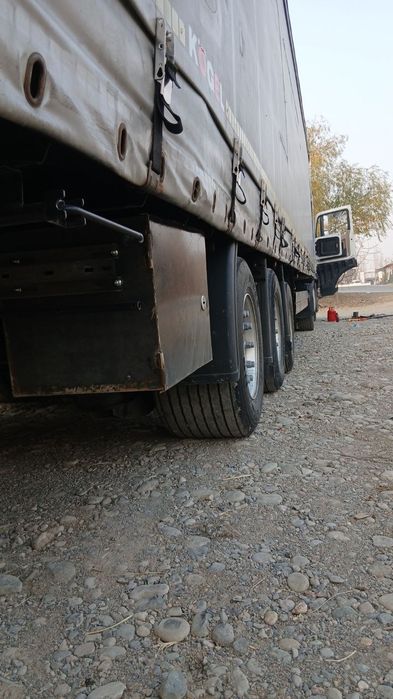 Прицеп KOGEL Мега Сотилади 
Йили: 2017