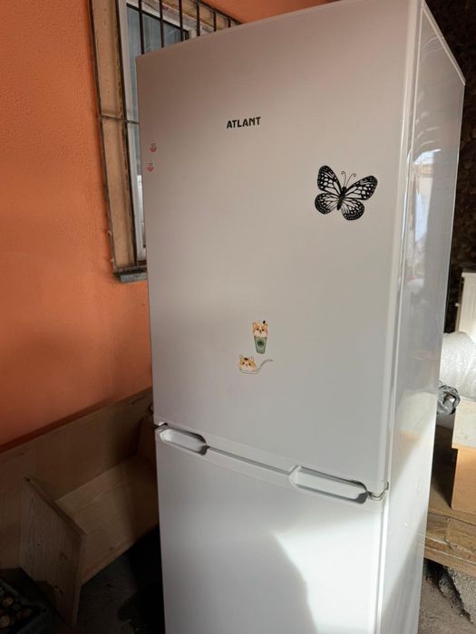 Продам холодильник