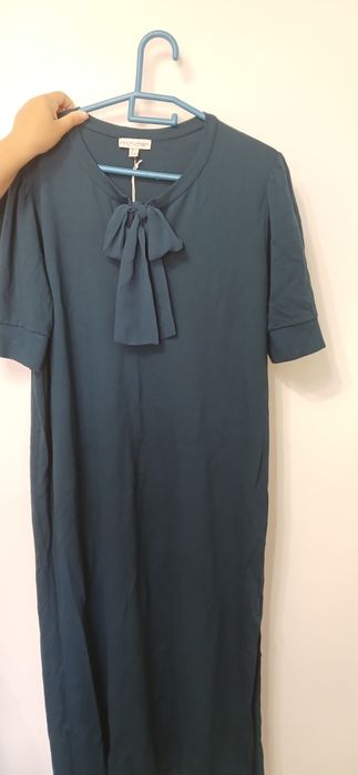 Продам платье новый