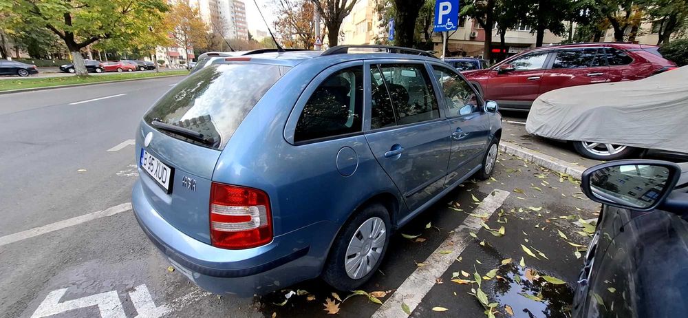 SKODA Fabia 2008 — imagine 3