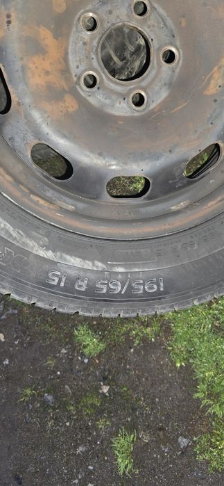 Vand urgent roti 195/65 R15