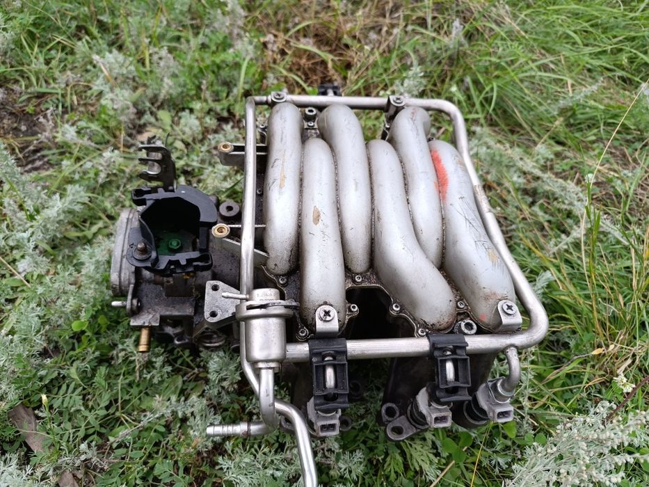 Продам запчасти на Ауди 100