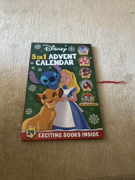 Calendare advent Disney cu pbesti in limba engleza