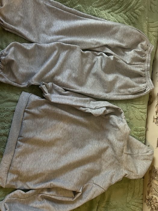 Продам серый костюм 2xl