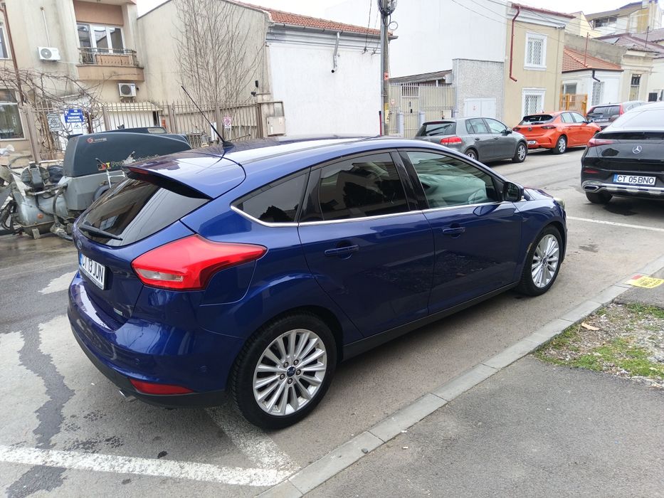 Ford Focus 1.5 Benzina 150 CP