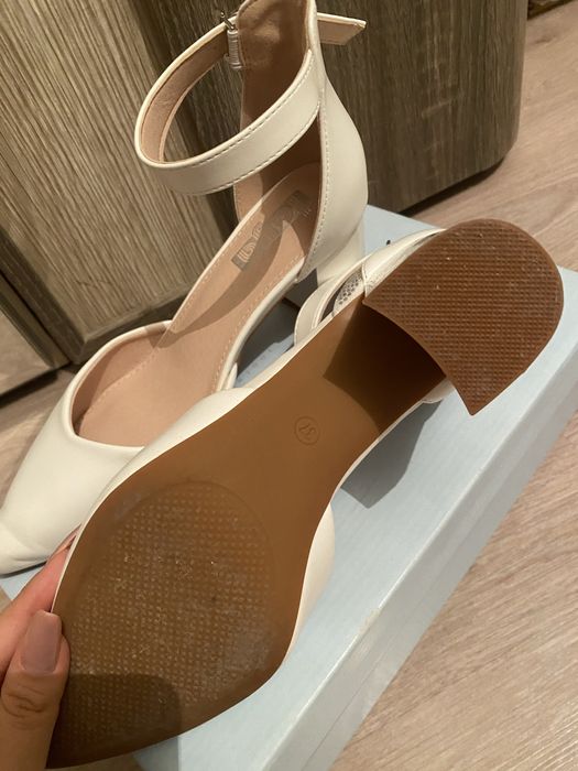 Продажа  женских туфлей