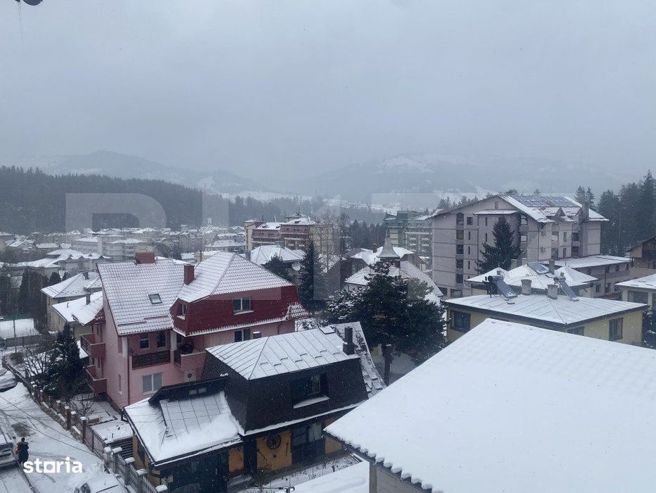 Pensiune la rosu de vanzare, 18 camere, 726 mp, zona Vatra Dornei