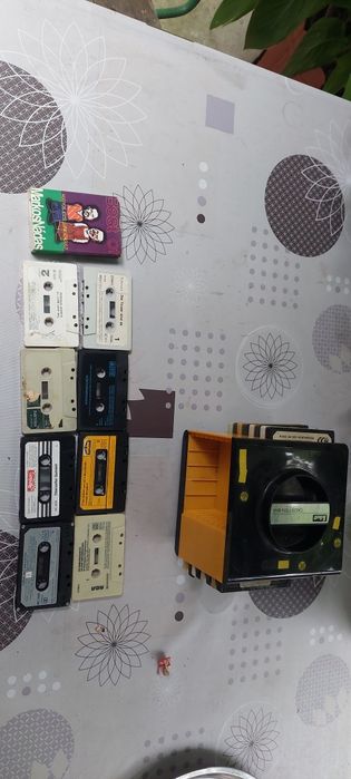 Casete și suporți casete