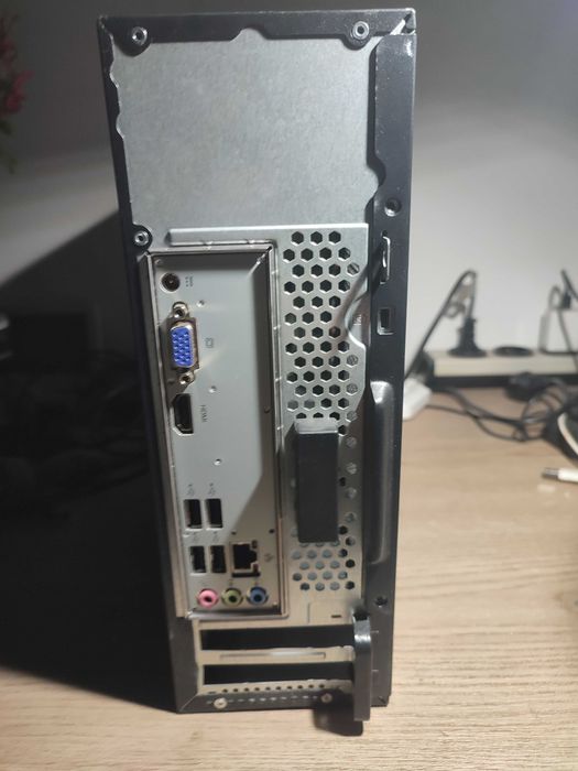unitate pc aspire xc840